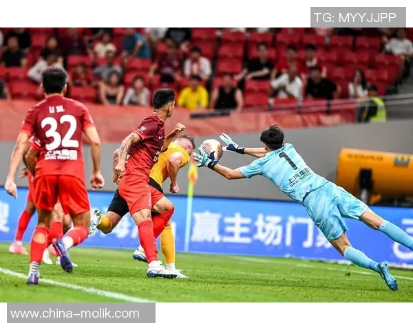 穆斯卡特勃然离场!亚冠完败武里南:4轮仅1分,海港让中超成笑柄 穆斯卡特勃然离场!亚冠完败武里南:4轮仅1分,海港让中超成笑柄